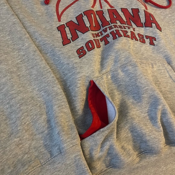 #275 (VINTAGE) INDIANA UNIVERSITY (SOUTHEAST) BASKETBALL HOODIE - Picture 7 of 12